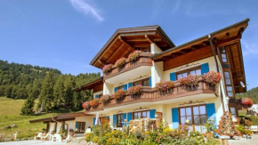 Gemütliche Ferienwohnung Bergwiese, 2-Raum, separates Schlafzimmer, schönen Balkon oder Terrasse, Komfort Ausstattung, ruhige Südlage, kostenfrei WLAN und schöne Sauna, Brötchenservice, Parkplatz, Hun